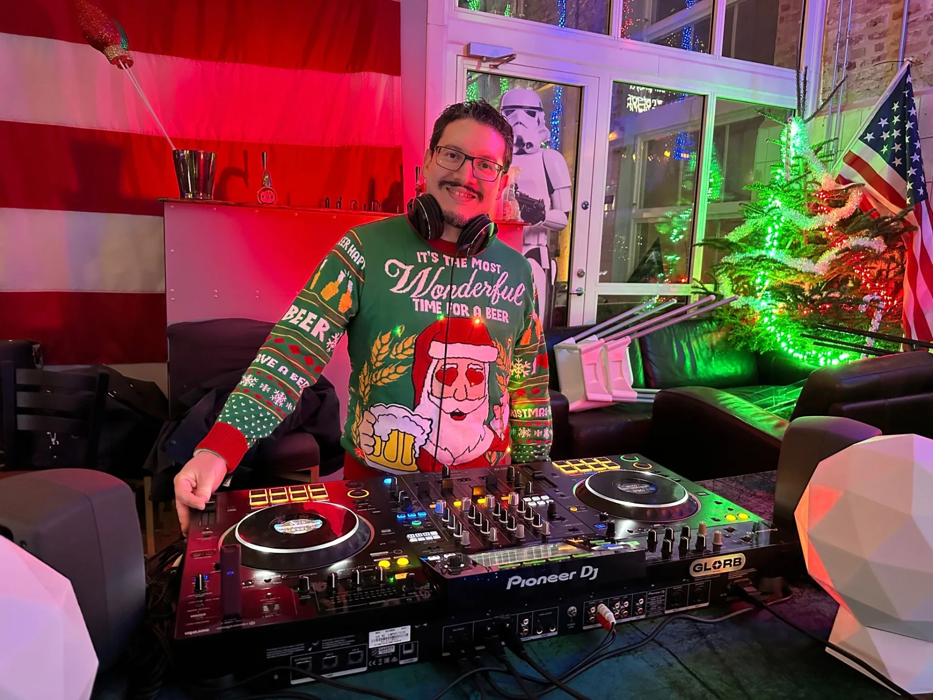 Christmas DJ